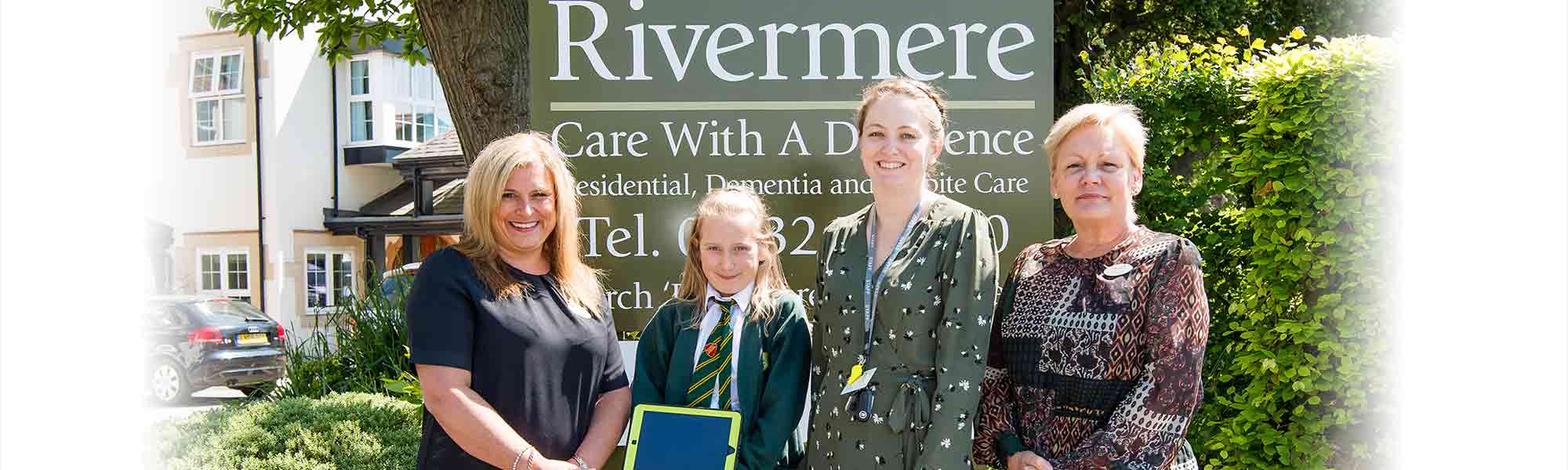 Rivermere Care Home iPad presentation holly school student