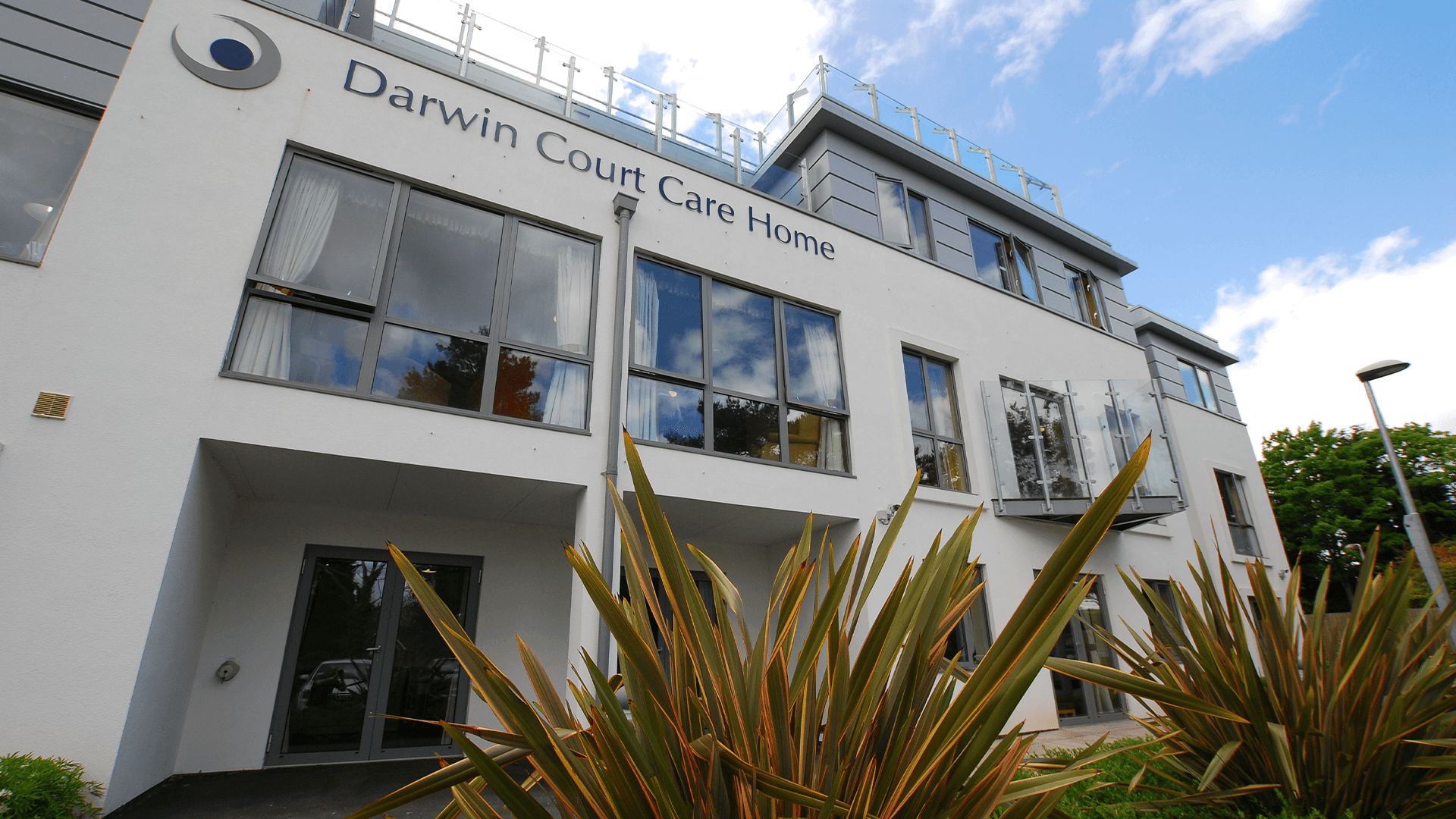 Darwin Court External